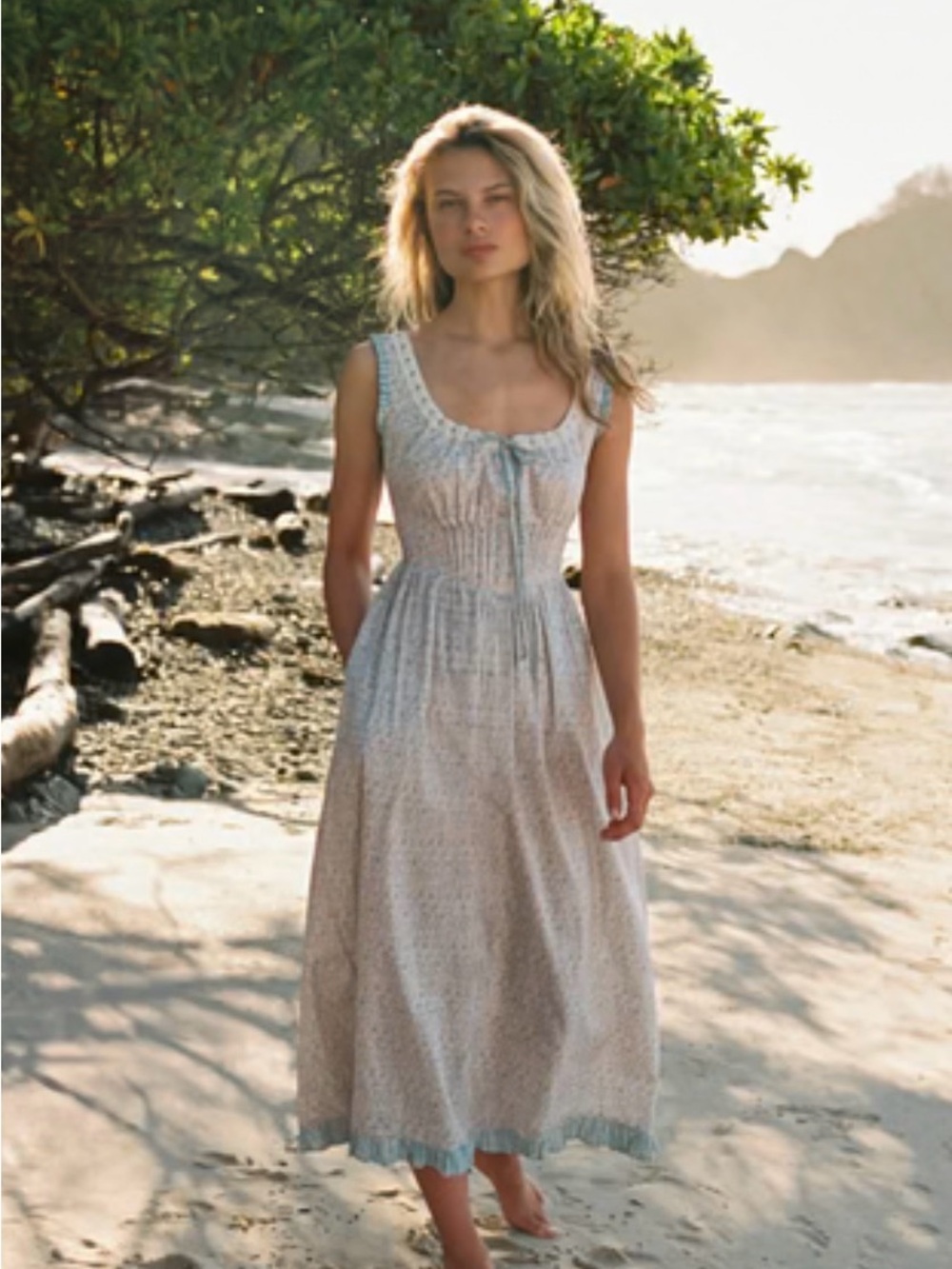 Christ Dawn Blue Phlox Eliana dress size small